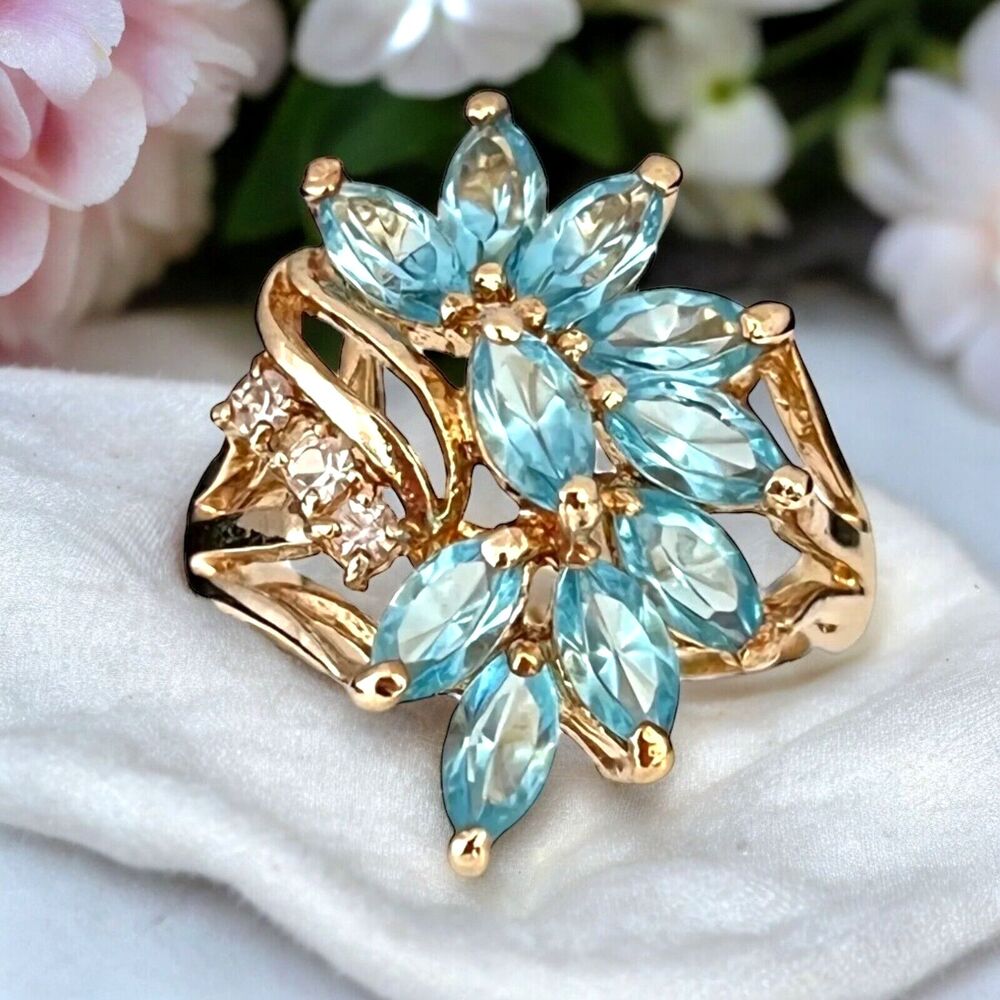 Vintage 1980s Crystal Ring Size 9 14KTGE Gold Plate Floral Cluster - 14E